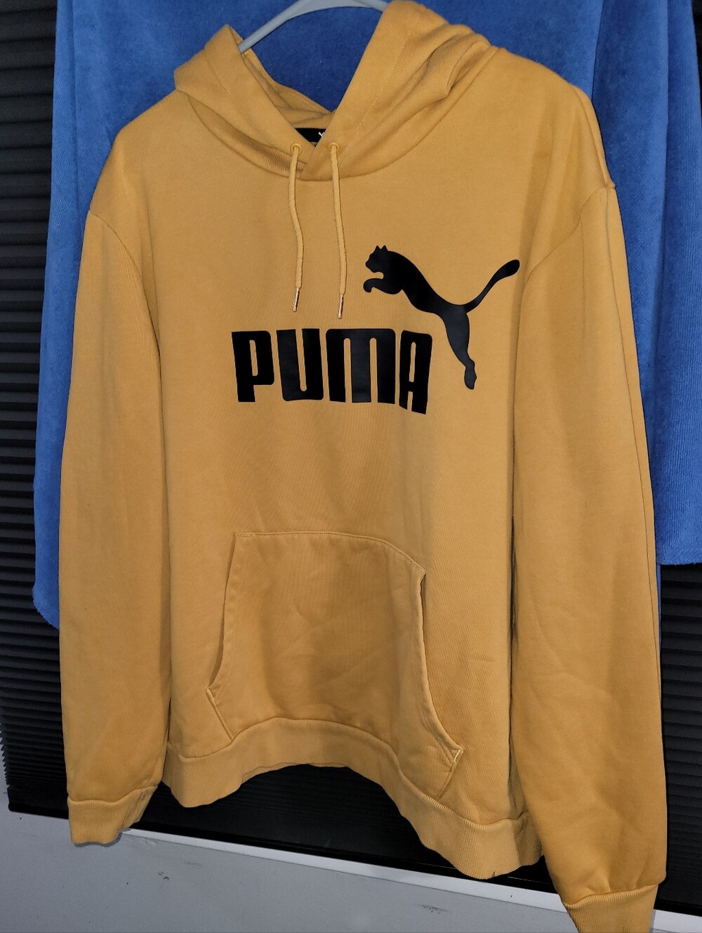 PUMA XXL YELLOW HOODIE NWT